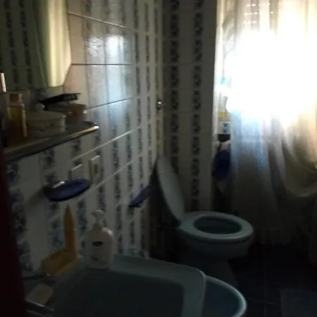 Apartman Un Po' Datato Ma Confortevole *